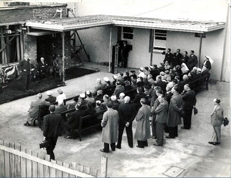 Image of the opening of the first Cancer Centre at the LGH in 1957 Images courtesy of the LGH Historical Committee